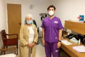 Centre for Sight -David Shahnazaryan consultant with patient Victoria