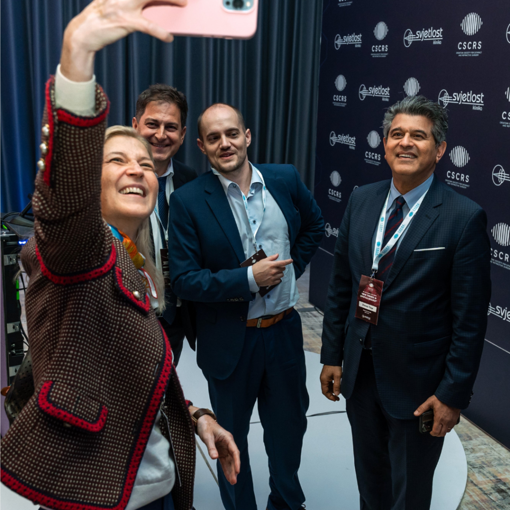 Group of people taking a selfie at the CSCRS Conference in Croatia