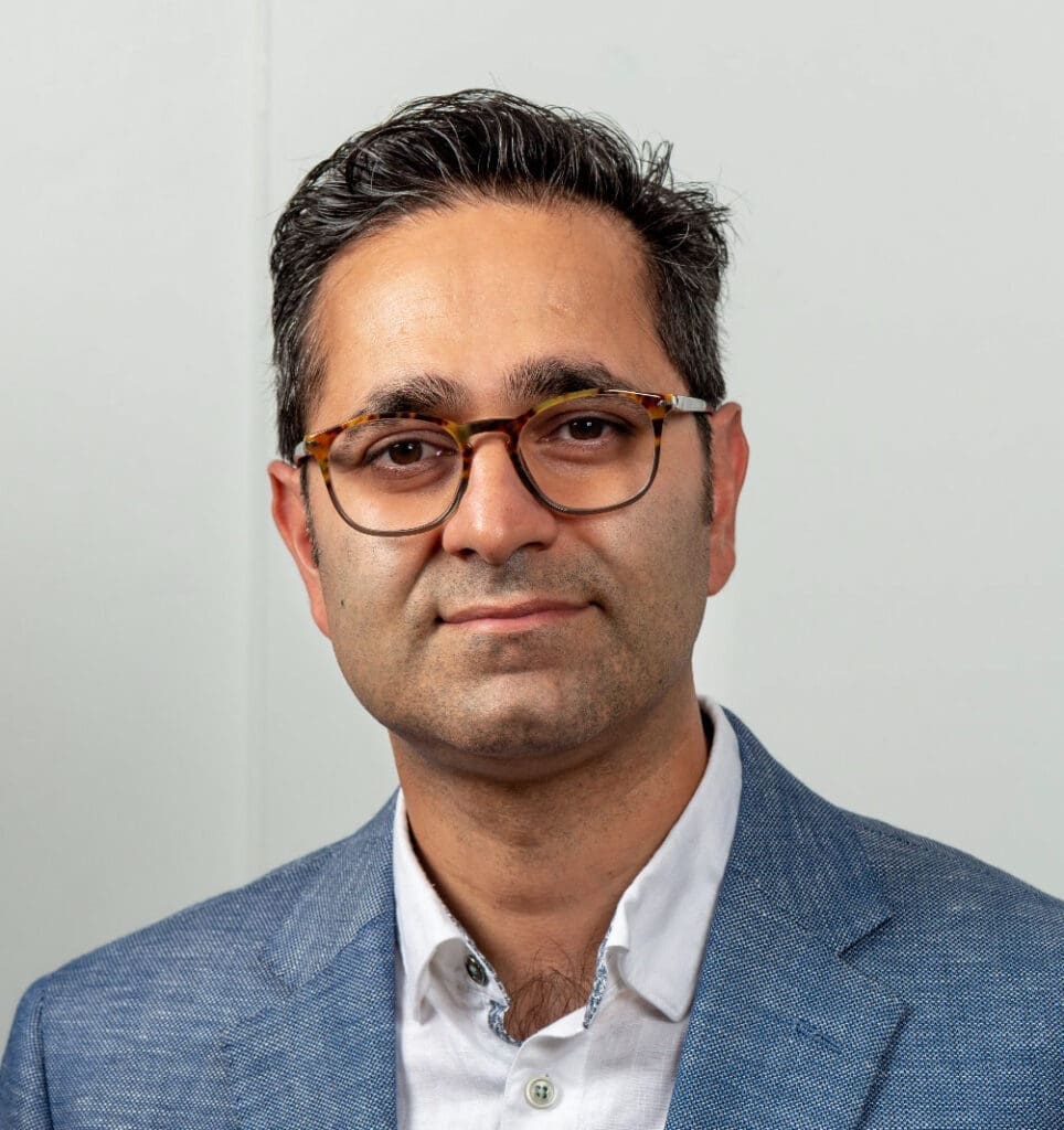 Centre for Sight -Kashif Qureshi consultant